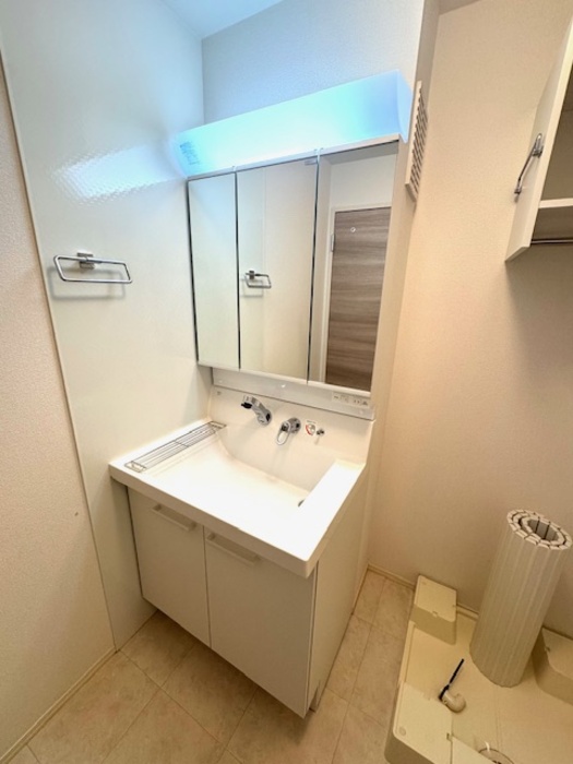 洗面設備　洗髪洗面化粧台