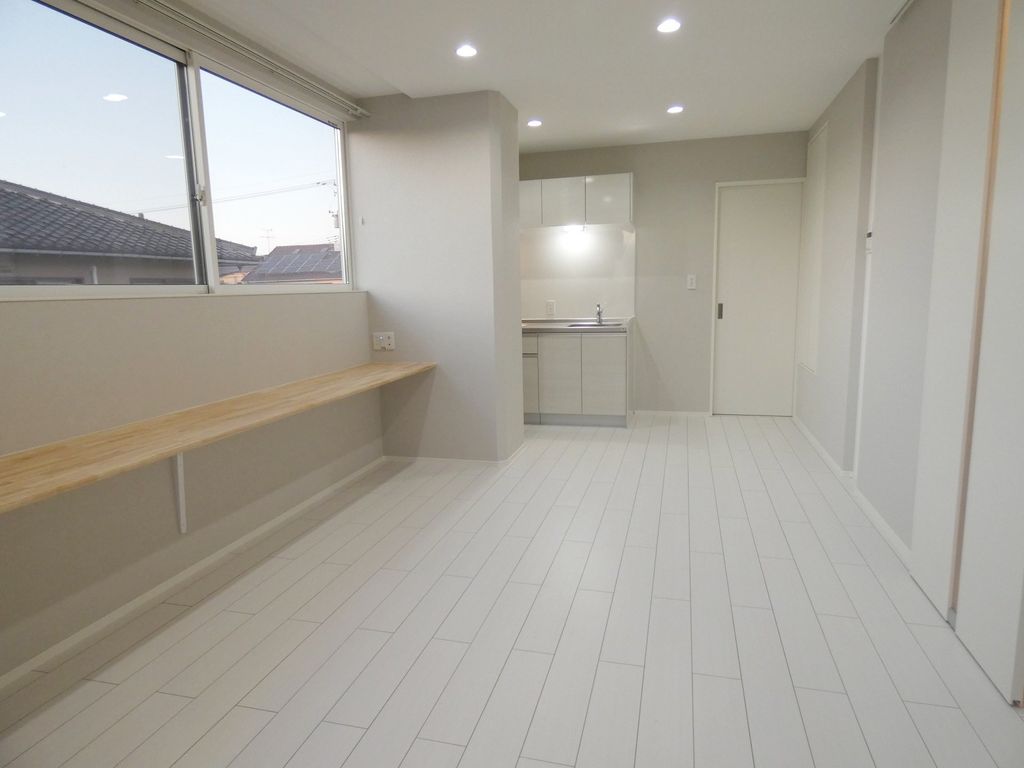 居室・リビング　LDK10.2帖　エアコン付き