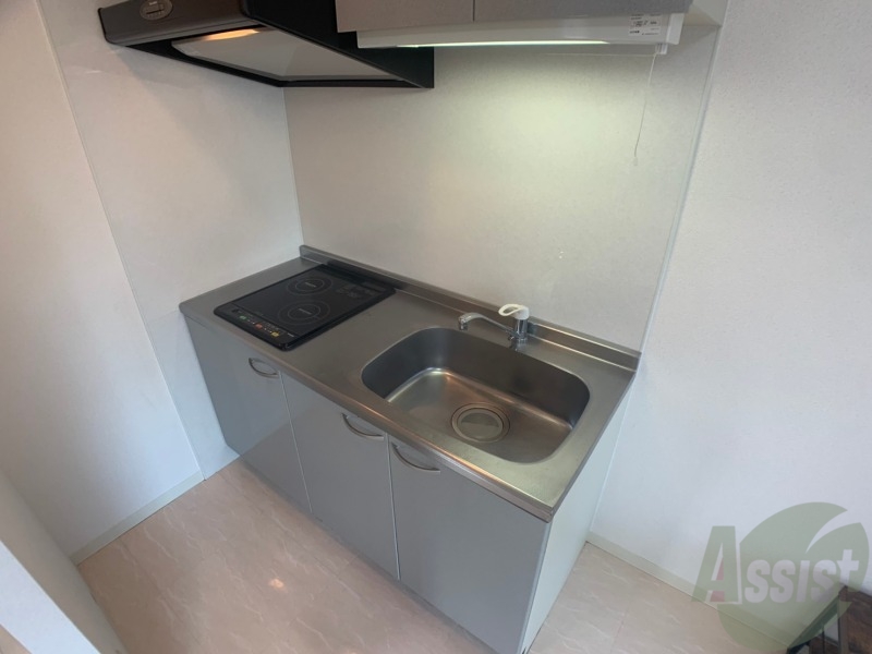 キッチン　キッチンにはＩＨクッキングヒーターも完備です！