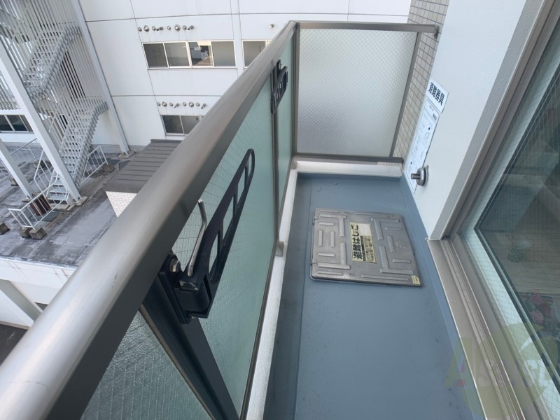 バルコニー　バルコニーです。洗濯物を干したり一息ついたりできますね！