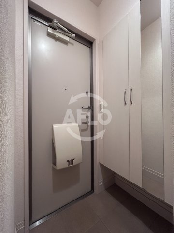 玄関　コーヴォベラフェスタ　玄関