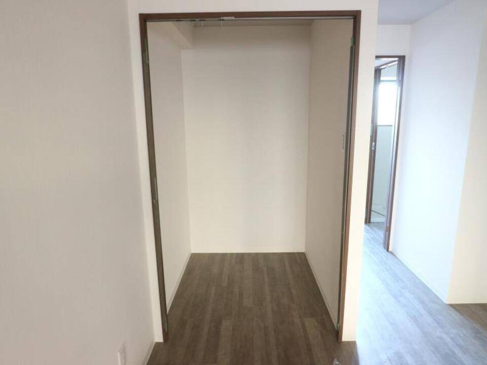 収納　ウォークインクローゼット