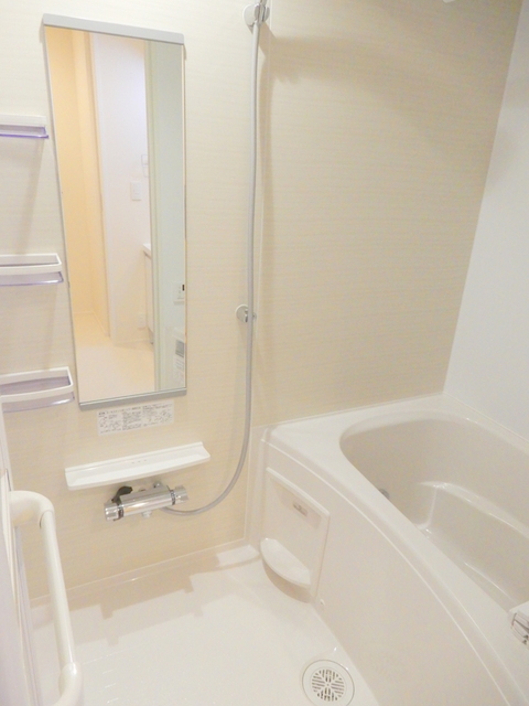 バス・シャワールーム　バスルーム