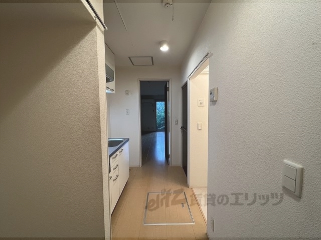 その他部屋・スペース　廊下