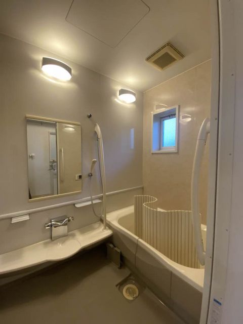 バス・シャワールーム