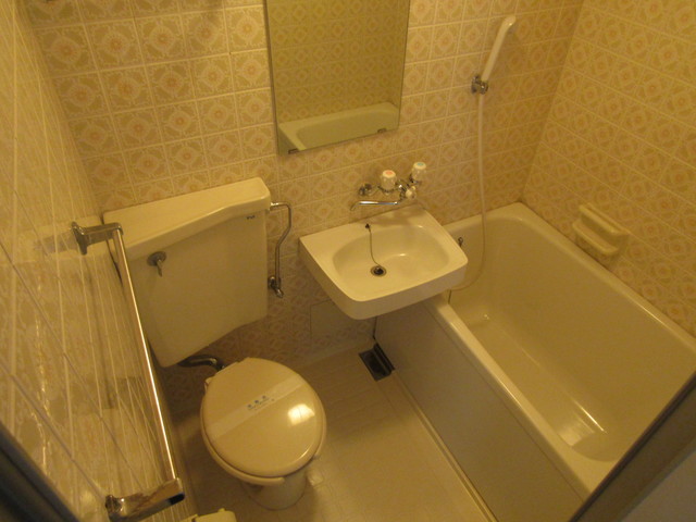 バス・シャワールーム