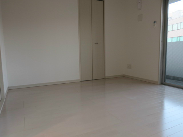 居室・リビング　反転タイプ