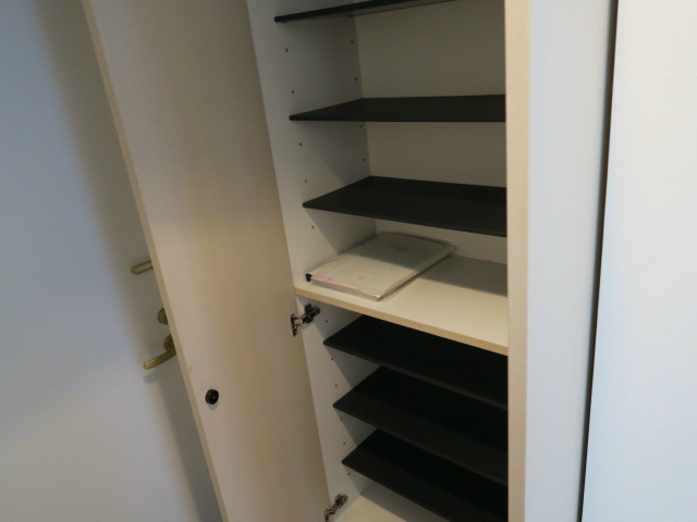 収納　反転タイプ