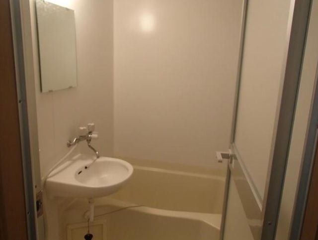 バス・シャワールーム　浴室