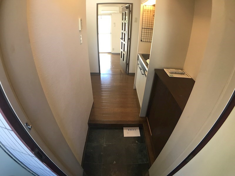 玄関　シューズボックス完備