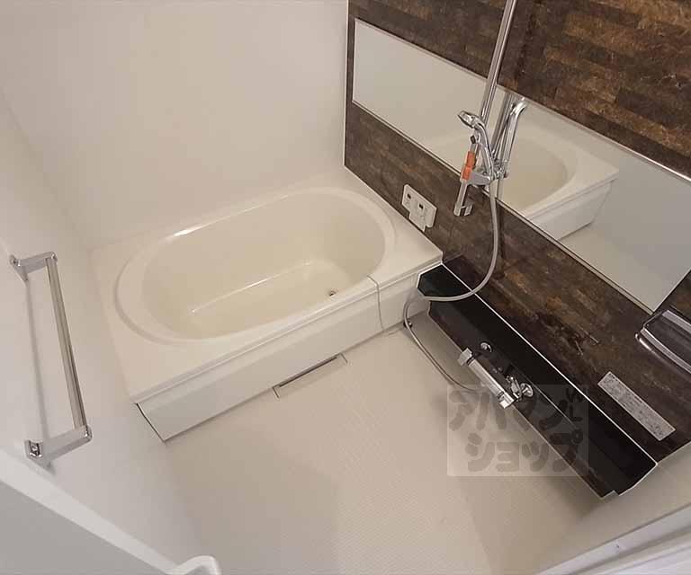 バス・シャワールーム　追い炊き機能付きバス