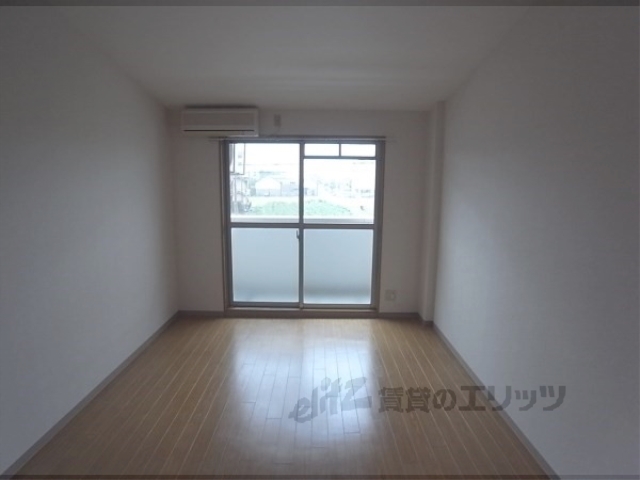 居室・リビング　洋室