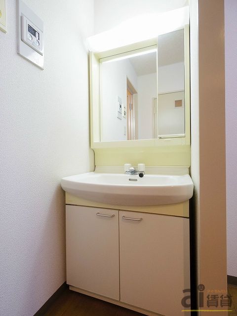 洗面設備　～同仕様写真～