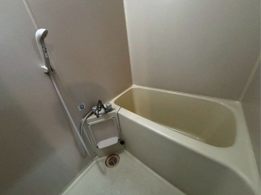 バス・シャワールーム　一日の疲れを癒せますね。