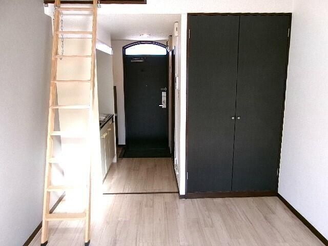 居室・リビング　★お部屋探しは株式会社タウンハウジング東京まで★