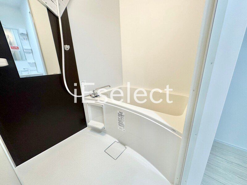 バス・シャワールーム　バスルーム