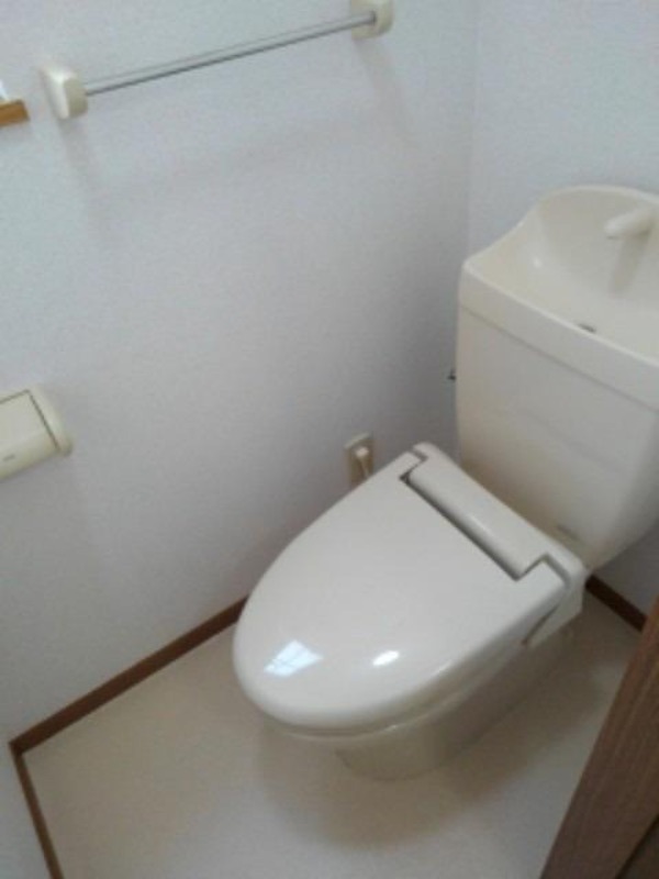 トイレ　図面と現状に相違がある場合には現状を優先