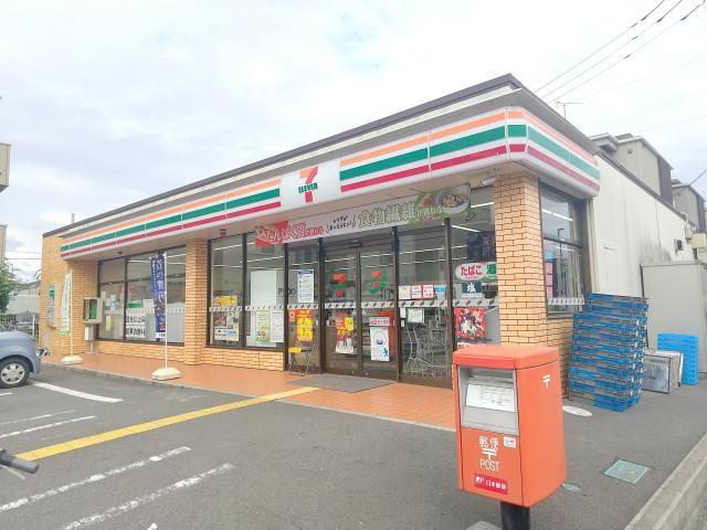 コンビニ　セブンイレブン八潮大瀬店（コンビニ）まで357m