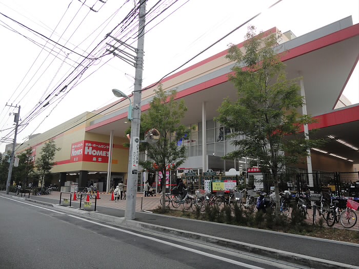 ショッピングセンター　島忠ホームズ仙川店（ショッピングセンター）まで430m