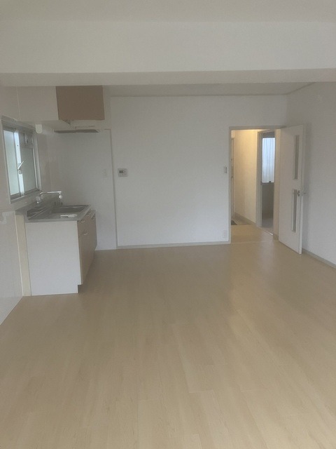 居室・リビング　別号室