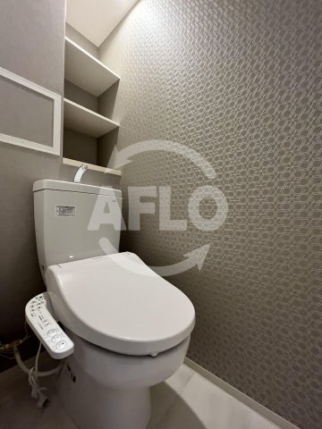 トイレ　シーズンフラッツ阿波座　温水洗浄便座