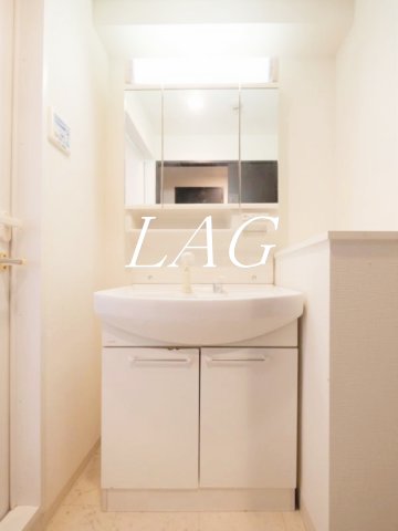 洗面設備　洗面台です。