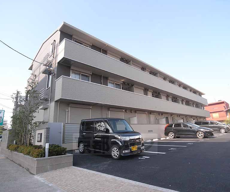 建物外観　パリッとした外観です。