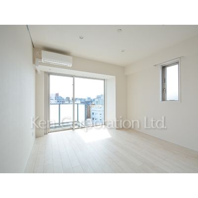 居室・リビング　同タイプ10階のお部屋を撮影。仕様が異なることがあります。