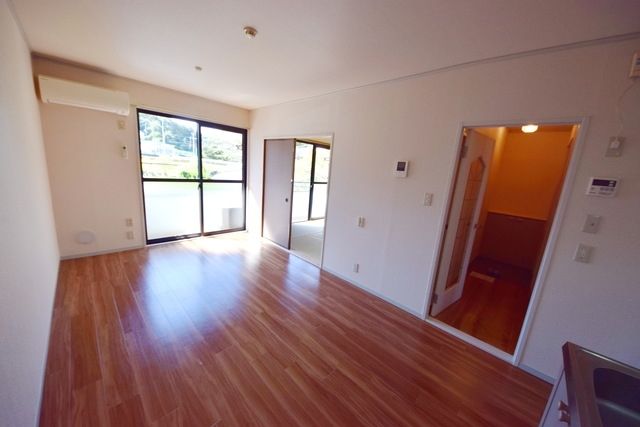 居室・リビング　★駐車場１台無料です★