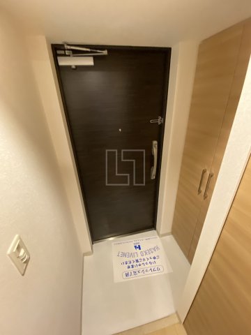 玄関　プライムアーバン御堂筋本町　玄関スペース