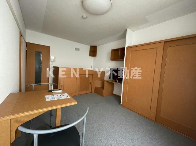 居室・リビング　居間です