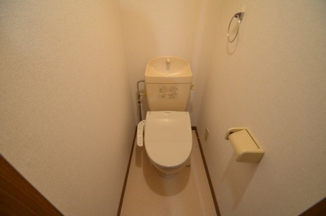 トイレ　気分すっきり温水洗浄便座