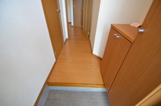 玄関　収納付き玄関