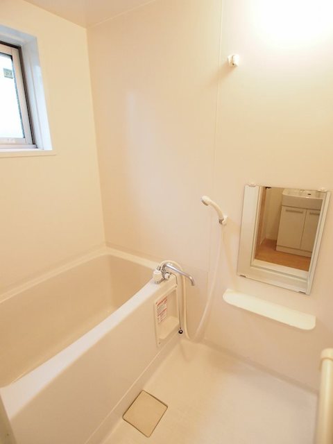 バス・シャワールーム　バスルーム