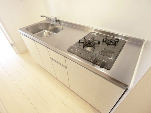 キッチン　２口ガスコンロ付のキッチンです。