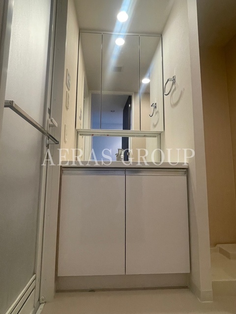 洗面設備　同仕様写真