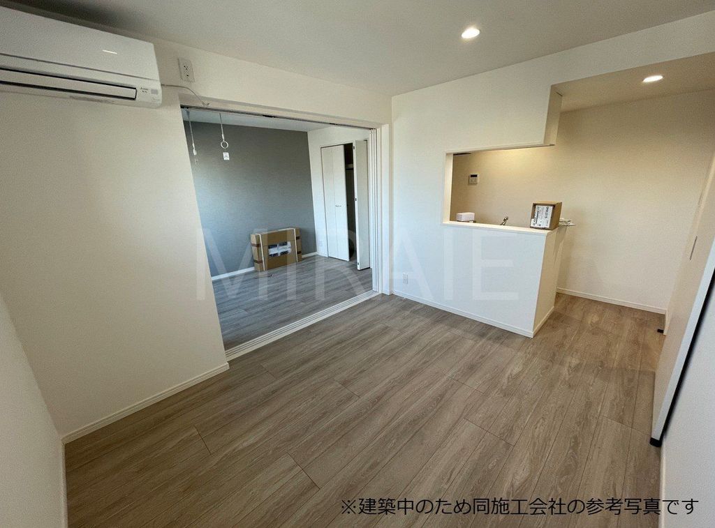 居室・リビング　物件画像