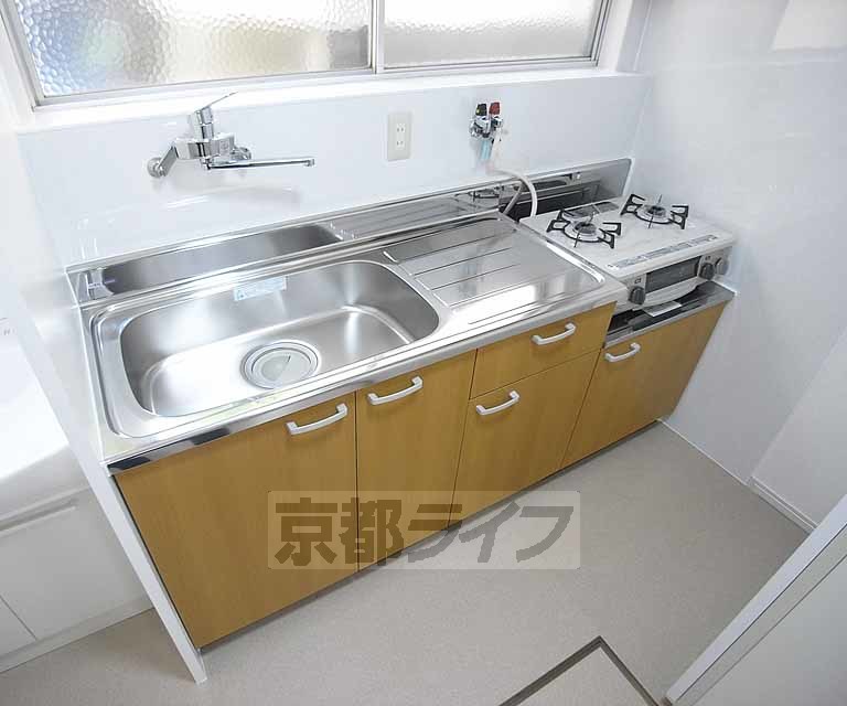 キッチン　真新しいキッチンです。