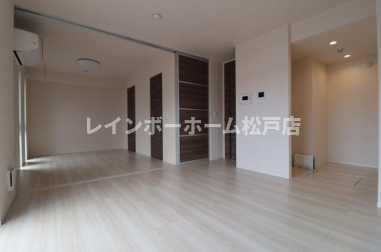 居室・リビング　ゆったり過ごせるリビングです