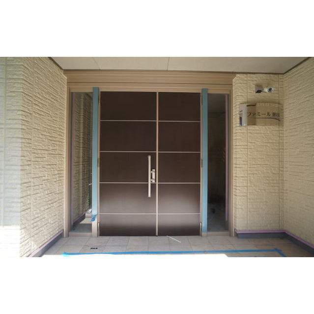 エントランス　積水ハウス施工のシャーメゾン！