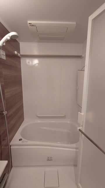 バス・シャワールーム　※写真は同タイプ住戸です。