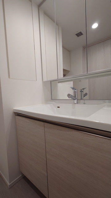 洗面設備　※写真は同タイプ住戸です。