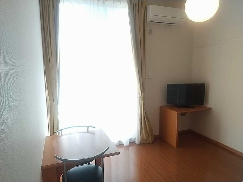 居室・リビング　※設備・仕様は現況と異なる場合があります。