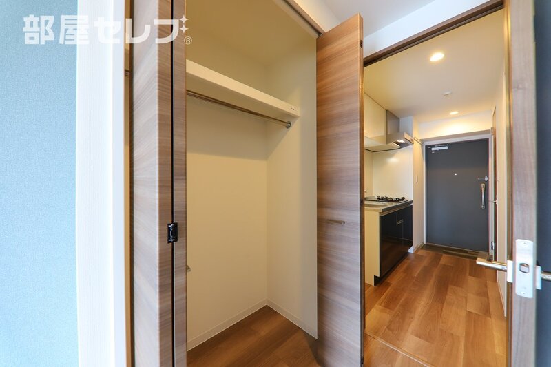 収納　１００２号室写真