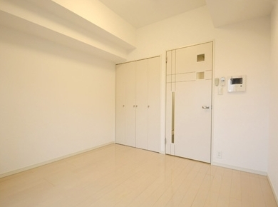 居室・リビング　☆明るい洋室☆