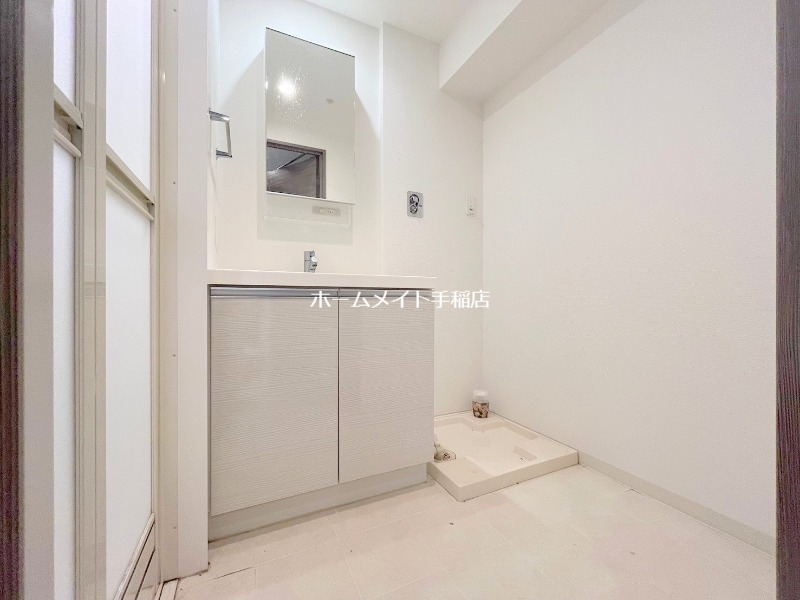 洗面設備　シャンプードレッサーで便利です♪