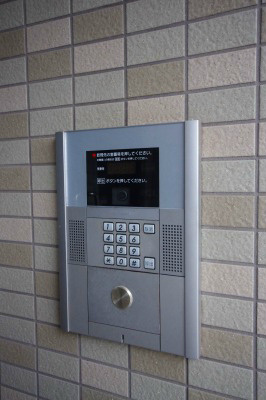 エントランス　オートロック