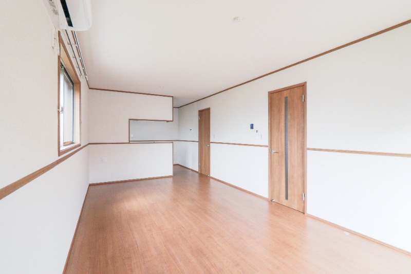 居室・リビング　図面と現状に相違がある場合には現状を優先