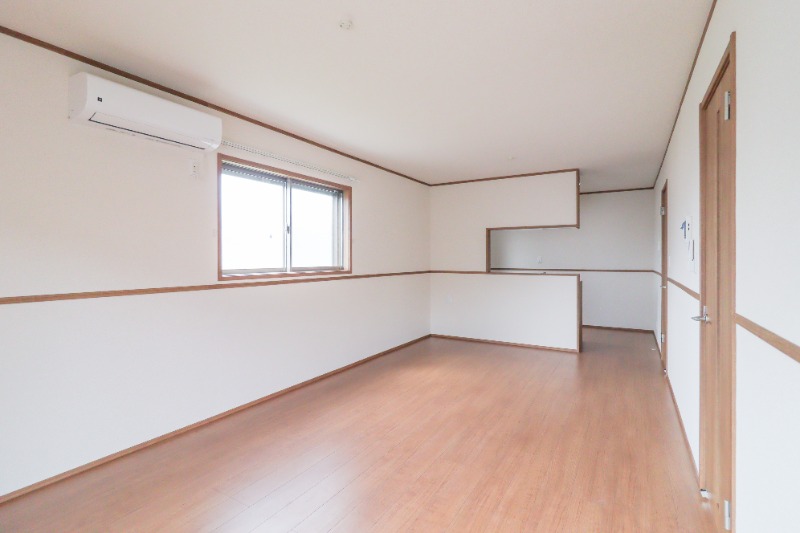 居室・リビング　図面と現状に相違がある場合には現状を優先