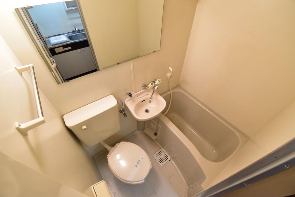 バス・シャワールーム　バス・トイレ・洗面設備♪（同仕様写真）